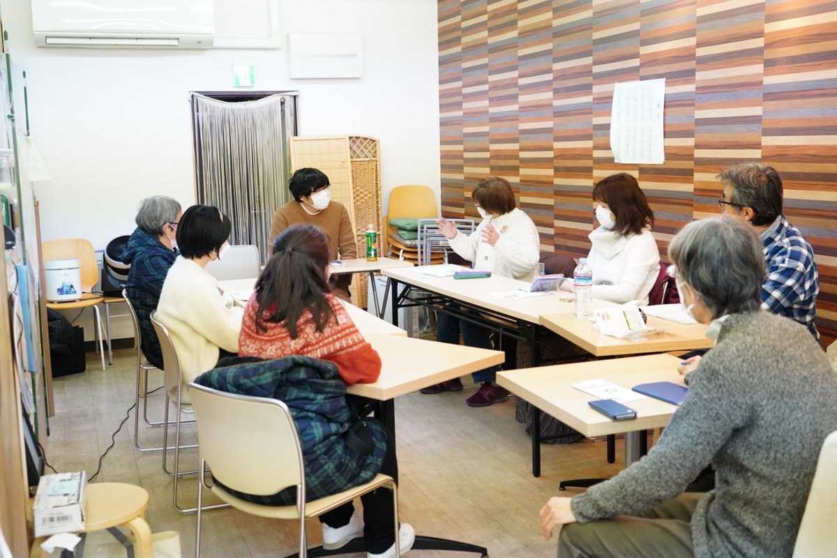 親の会の様子